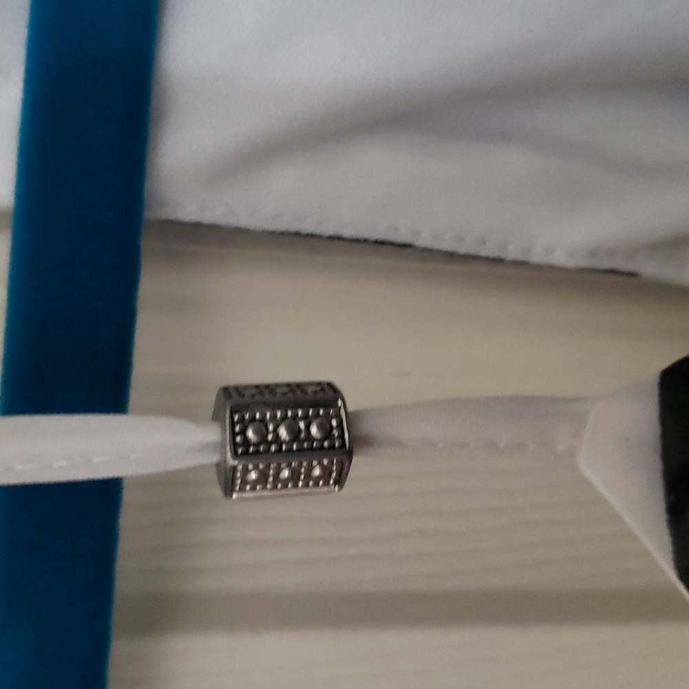 Dress - Picture 4 of 7